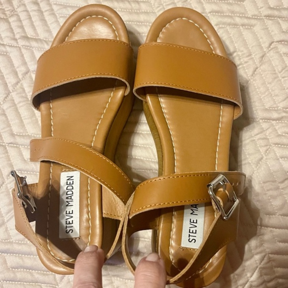 Steve Madden wedge